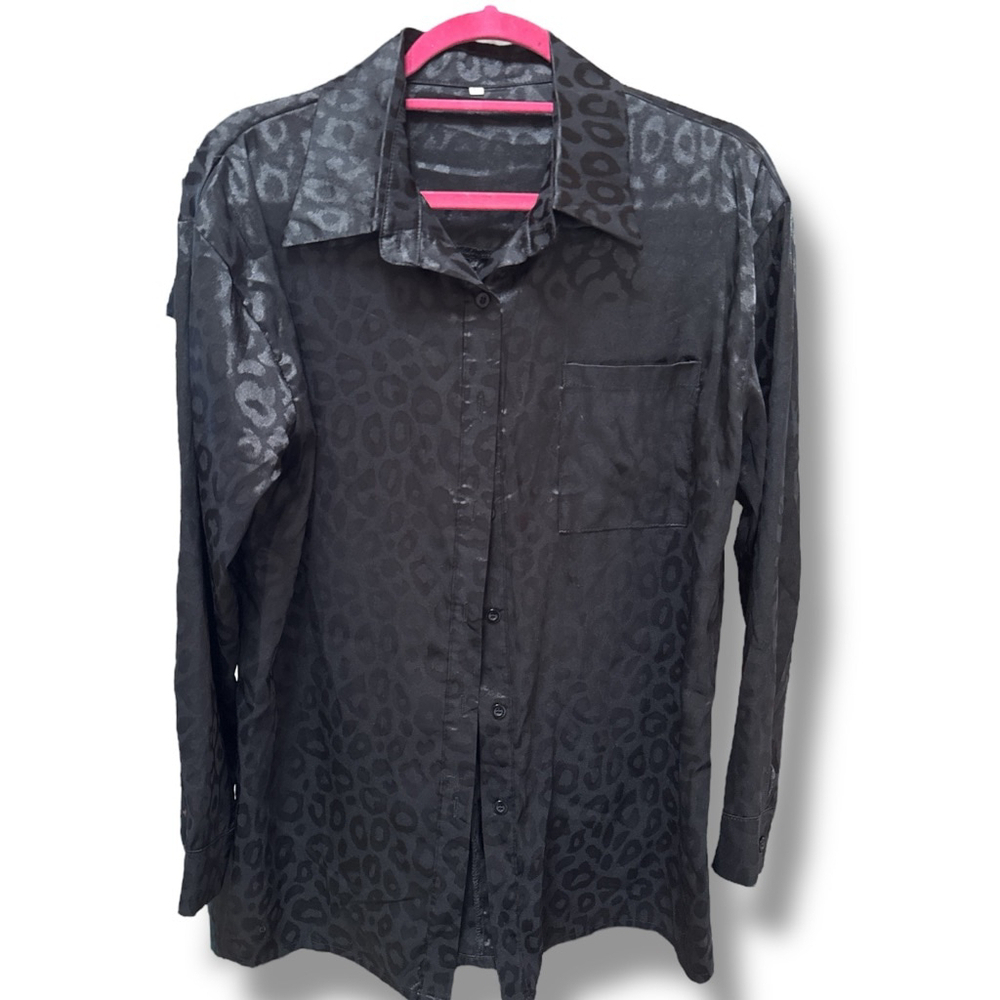 Button Down Shirt XS Black jacquard Leopard Print
